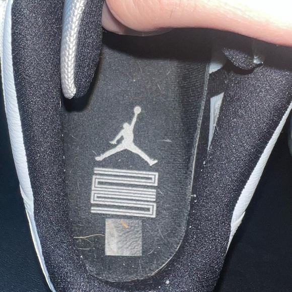 Jordan 11 Retro Low- Legend Blue